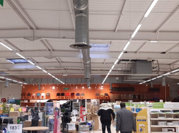 Intérieur du magasin Kiabi Quétigny